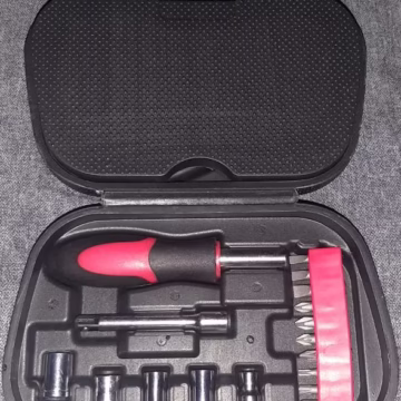 Total mini tool box - Steel at Conmaret